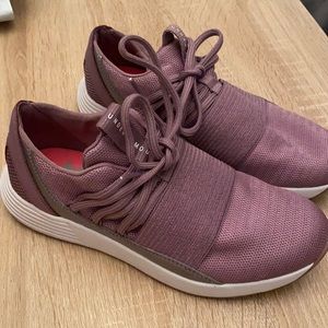 NWOT Under Armour Women's Runners